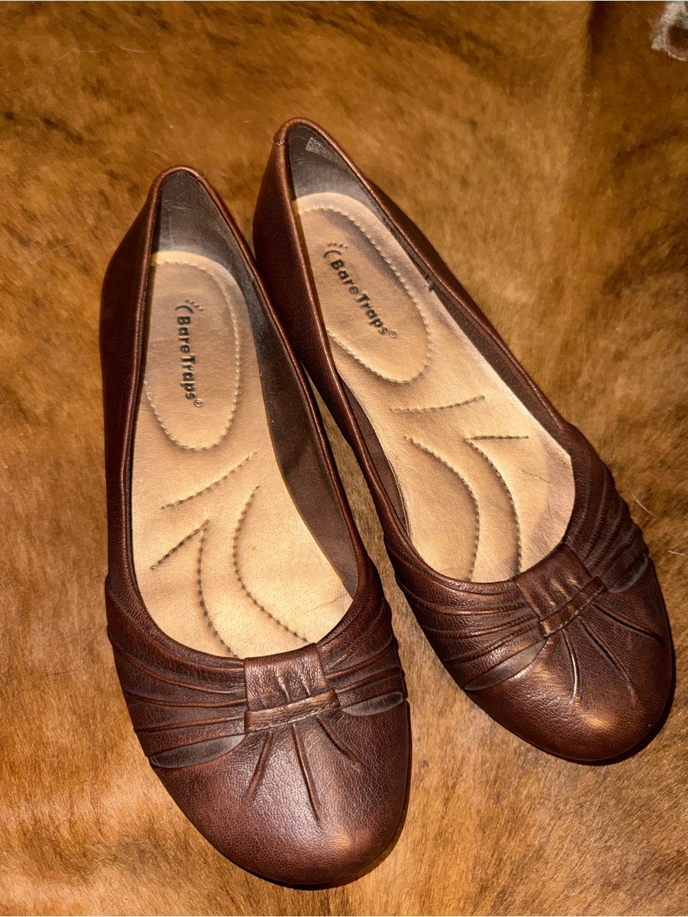 BareTraps Dark Brown Leather Pleated Ballet Flats